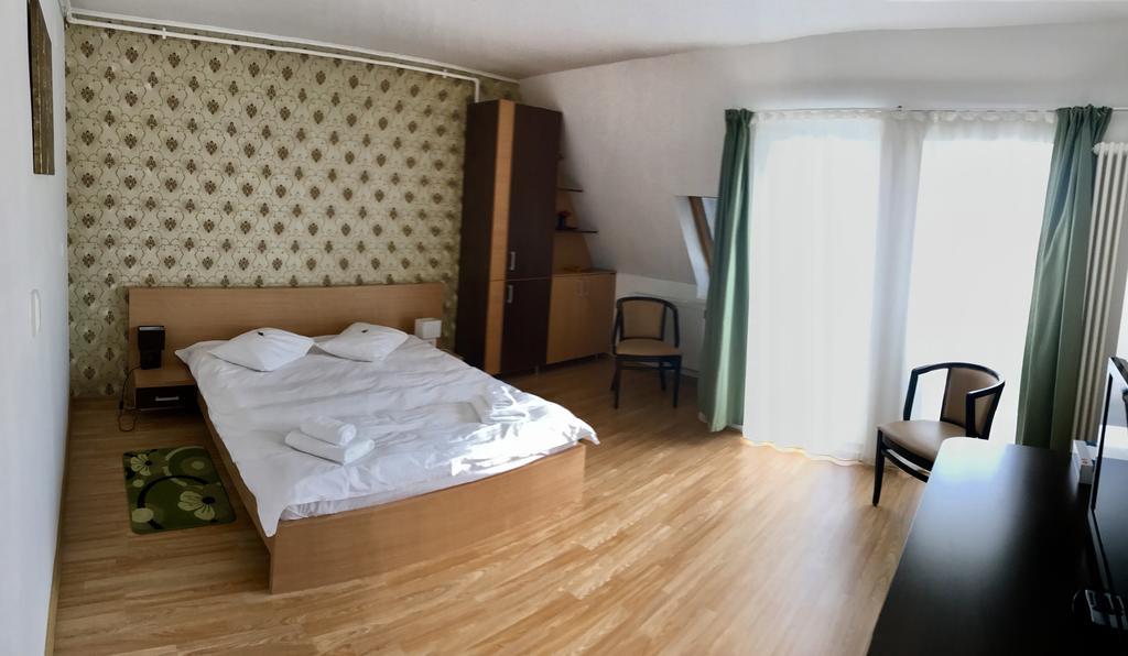 Aparthotel Zorilor Клуж-Напока Экстерьер фото