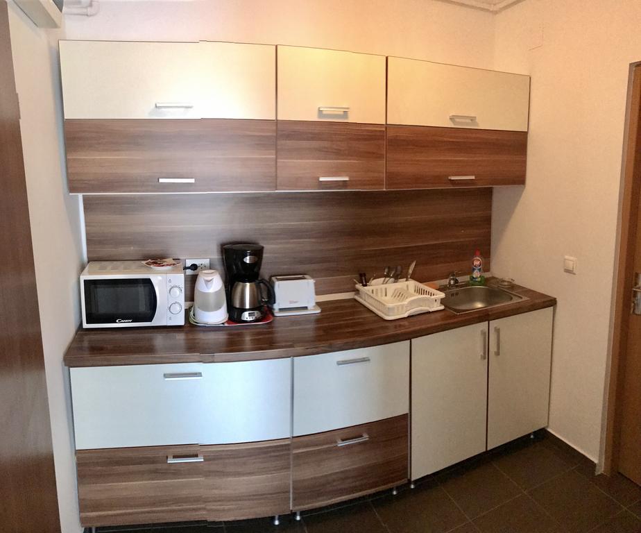 Aparthotel Zorilor Клуж-Напока Экстерьер фото